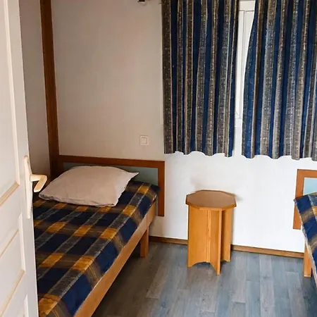 Holiday home Avec Terrasse - Capacite 5 Pers. - Fr-1-489-288 *